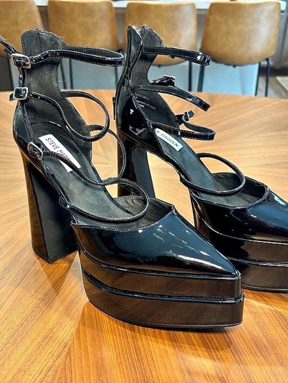Steve Madden Clara Black Patent Platform Heels US 9.5 Like New